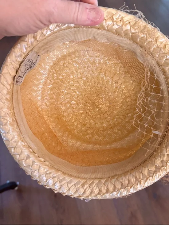 Vintage Clover Lane 1960's Straw Hat with Veil - Picture 3 of 4